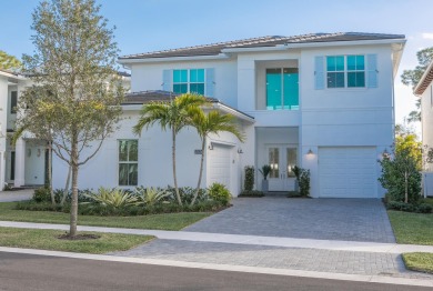 Beach Home For Sale in Palm Beach Gardens, Florida