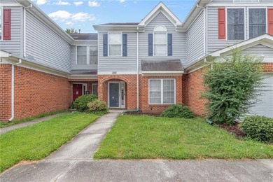 Beach Townhome/Townhouse For Sale in Virginia Beach, Virginia