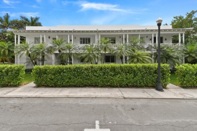 Beach Condo For Sale in Palm Beach, Florida