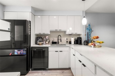 Beach Condo For Sale in Boca Raton, Florida