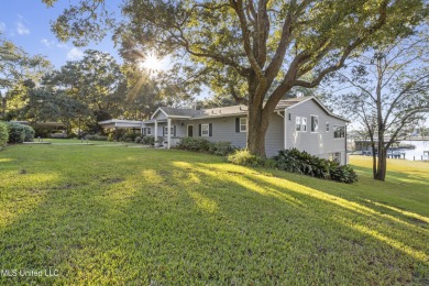 Beach Home Sale Pending in Ocean Springs, Mississippi