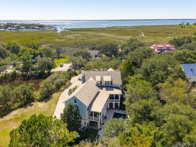 Beach Home For Sale in Mount Pleasant, South Carolina