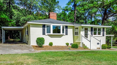 Beach Home For Sale in Hertford, North Carolina