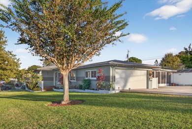 Beach Home For Sale in Clearwater, Florida