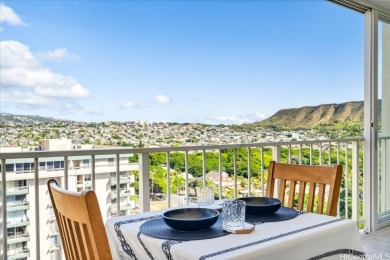 Beach Condo For Sale in Honolulu, Hawaii