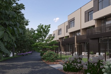 Beach Townhome/Townhouse For Sale in Chicago, Illinois