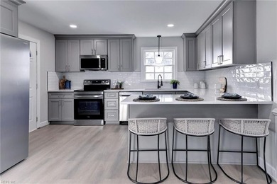 Beach Home For Sale in Williamsburg, Virginia