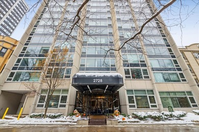 Beach Condo Active Under Contract in Chicago, Illinois