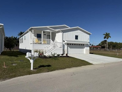 Beach Home For Sale in Fort Myers, Florida