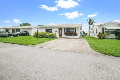 Beach Home For Sale in Boynton Beach, Florida