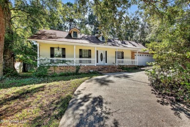 Beach Home For Sale in Diamondhead, Mississippi