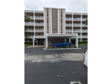 Beach Condo For Sale in Coral Springs, Florida