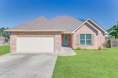 Beach Home For Sale in Diamondhead, Mississippi