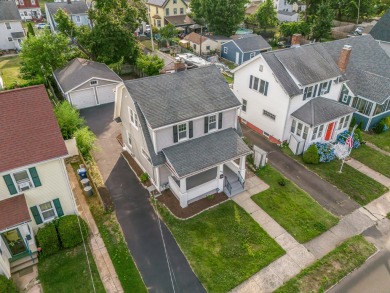 Beach Home For Sale in West Haven, Connecticut