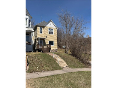 Beach Home For Sale in Duluth, Minnesota