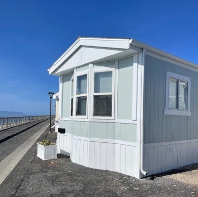Beach Home For Sale in Pacifica, California