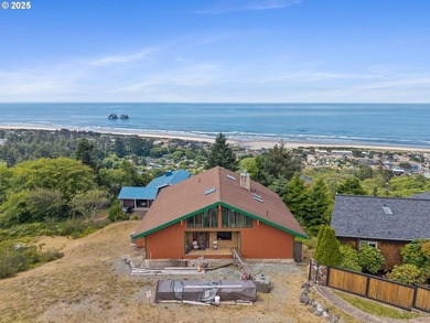 Beach Townhome/Townhouse For Sale in Rockaway Beach, Oregon