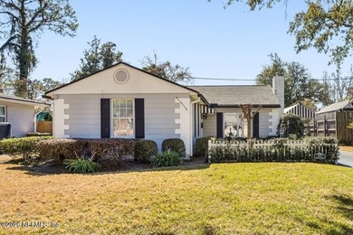 Beach Home Active Under Contract in Jacksonville, Florida