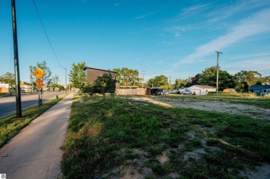 Beach Lot For Sale in Traverse City, Michigan