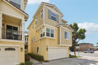 Beach Home For Sale in Costa Mesa, California