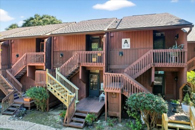 Beach Condo For Sale in Diamondhead, Mississippi