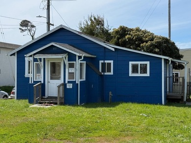 Beach Home For Sale in Fort Bragg, California