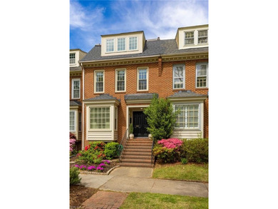Beach Townhome/Townhouse For Sale in Norfolk, Virginia