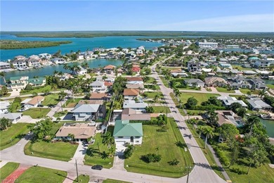 Beach Home For Sale in Naples, Florida