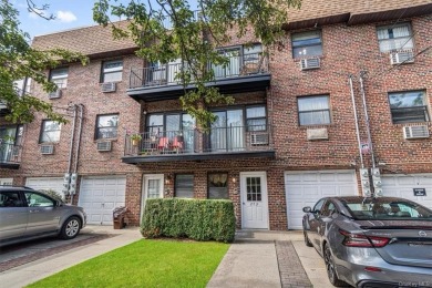 Beach Condo For Sale in Bronx, New York