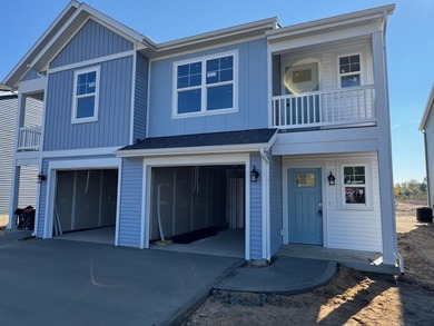 Beach Condo Active Under Contract in South Haven, Michigan