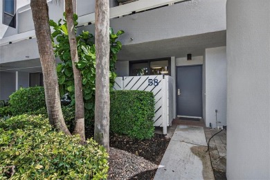 Beach Condo For Sale in Pompano Beach, Florida