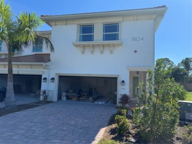 Beach Townhome/Townhouse For Sale in Lakewood Ranch, Florida