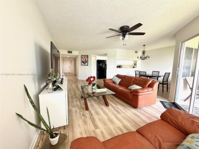 Beach Condo For Sale in Pembroke Pines, Florida
