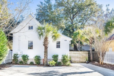 Beach Home For Sale in Mount Pleasant, South Carolina