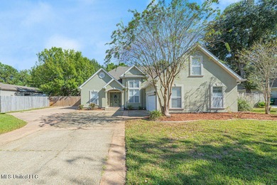 Beach Home For Sale in Bay Saint Louis, Mississippi