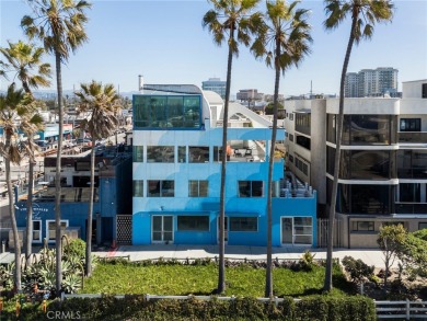 Beach Home For Sale in Marina Del Rey, California