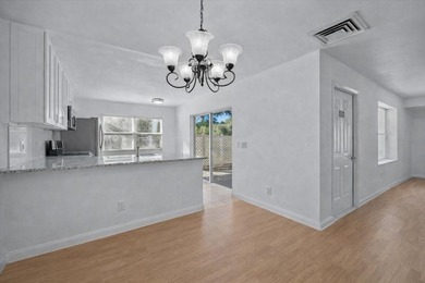 Beach Townhome/Townhouse For Sale in West Palm Beach, Florida