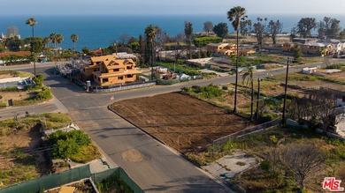 Beach Lot For Sale in Pacific Palisades, California