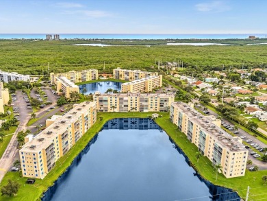 Beach Condo For Sale in Dania, Florida