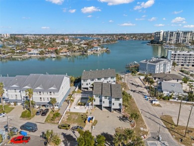 Beach Townhome/Townhouse For Sale in Treasure Island, Florida