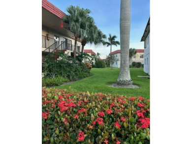 Beach Condo For Sale in Delray Beach, Florida