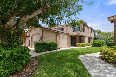 Beach Condo For Sale in Greenacres, Florida