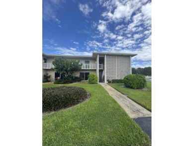 Beach Condo For Sale in Boynton Beach, Florida