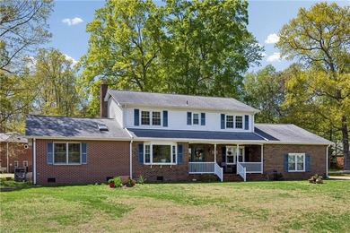 Beach Home For Sale in Yorktown, Virginia