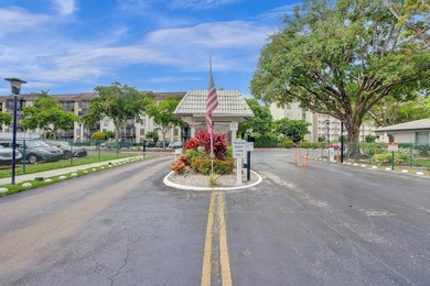 Beach Condo For Sale in Lauderhill, Florida