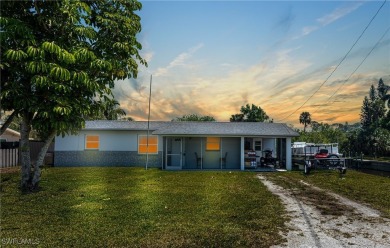 Beach Home For Sale in Fort Myers, Florida