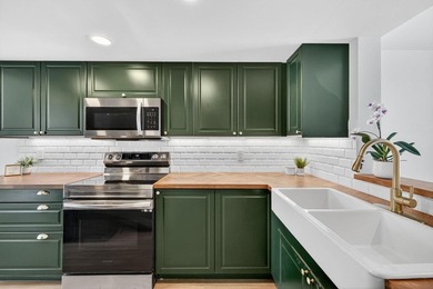 Beach Condo For Sale in Pompano Beach, Florida