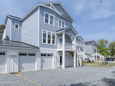 Beach Townhome/Townhouse For Sale in Hampstead, North Carolina