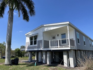 Beach Home For Sale in Ellenton, Florida