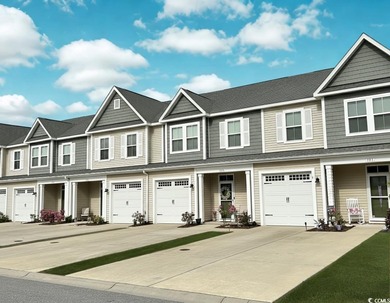 Beach Townhome/Townhouse For Sale in Little River, South Carolina